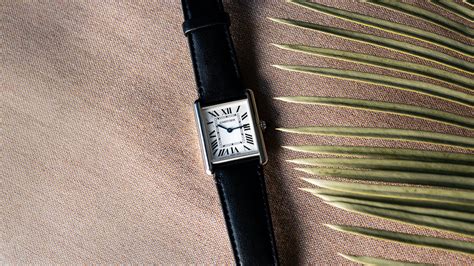 cartier tank must solarbeat review